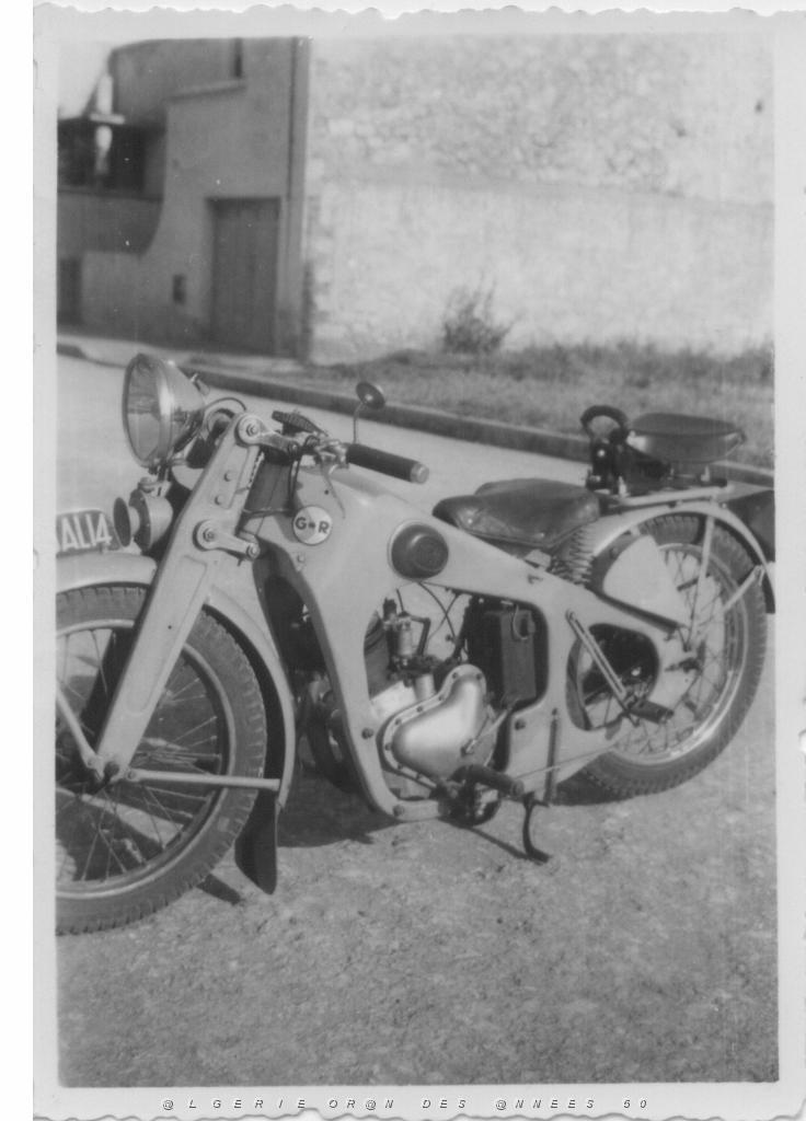 05 LA GNOME RHONE DE MON PERE.JPG